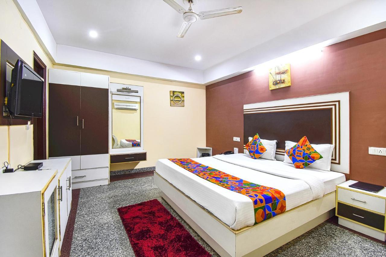 Fabhotel Comfort 35 Chandīgarh Buitenkant foto